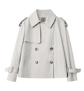 Grauer Trenchcoat
